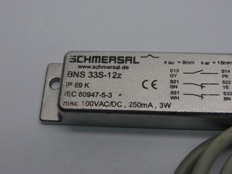 SCHMERSAL BNS33S-12Z 100VAC/DC UNMP