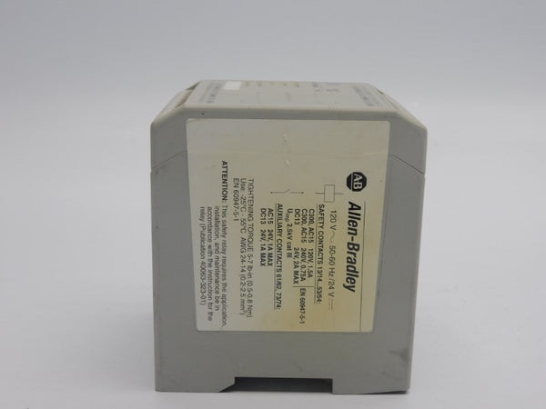 ALLEN BRADLEY 700-ZBR520AZ1 SER. A 120V 2A UNMP