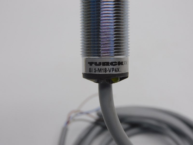 TURCK BI5-M18-VP4X 1561100 10-65VDC NSNP