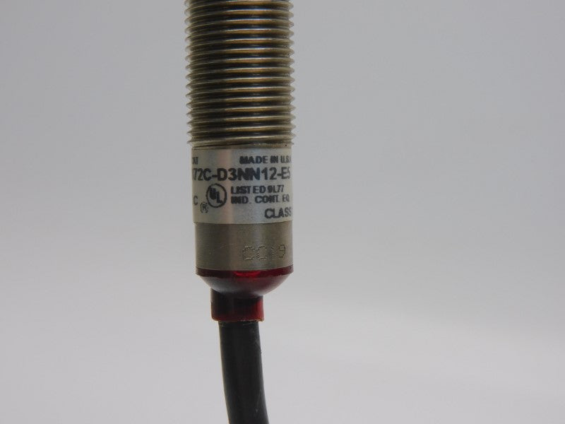 ALLEN BRADLEY 872C-D3NN12-E5 SER. C 10-30VDC UNMP