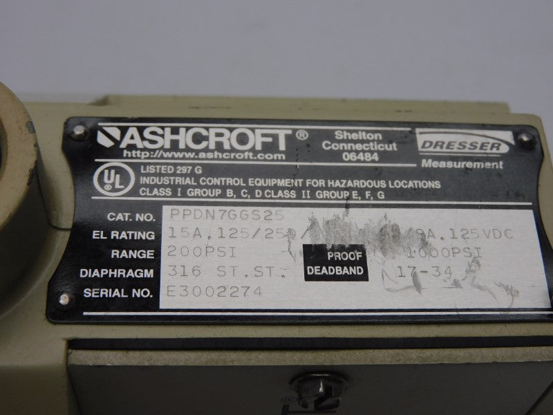 ASHCROFT PPDN7GGS25 125/250V 15A 200PSI NSNP