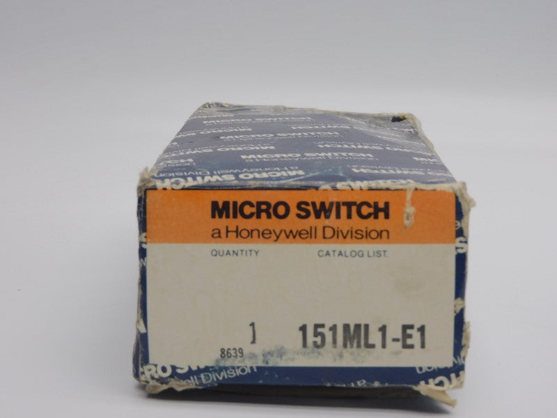 MICRO SWITCH 151ML1-E1 600VAC 10A (GREY) NSMP