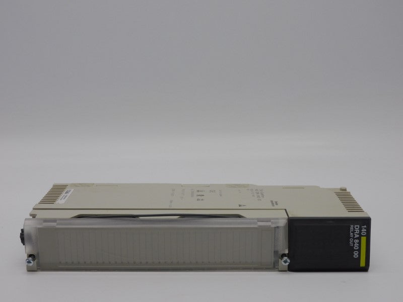 SCHNEIDER AUTOMATION 140DRA84000 2A UNMP