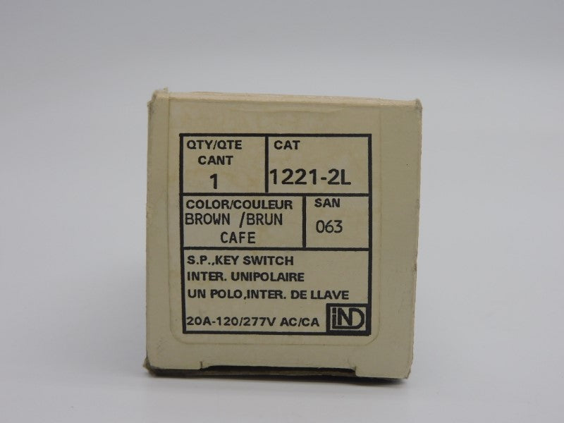 LEVITON 1221-2L 120/277VAC 20A NSMP