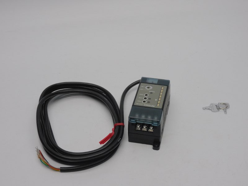 KEYENCE LX2-70 12-24VDC NSMP