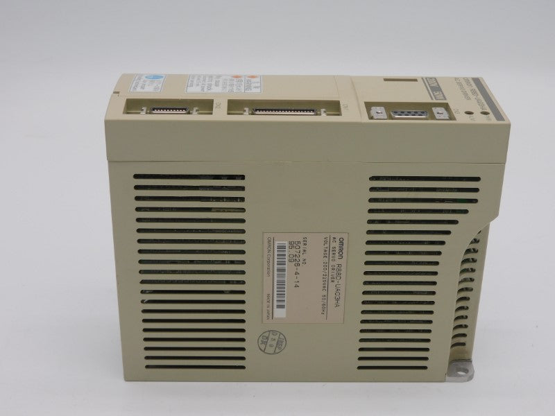 OMRON R88D-UA03HA 200/220VAC NSNP