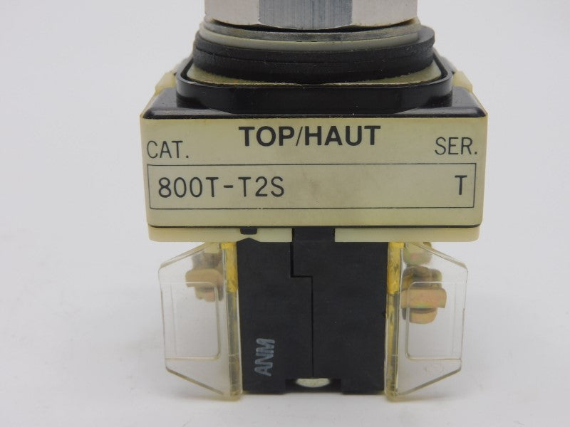 ALLEN BRADLEY 800T-T2SB21 SER. T (BR/YL) NSMP