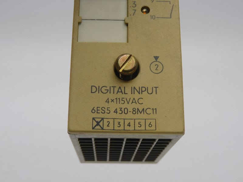 SIEMENS 6ES5430-8MC11 115VAC UNMP