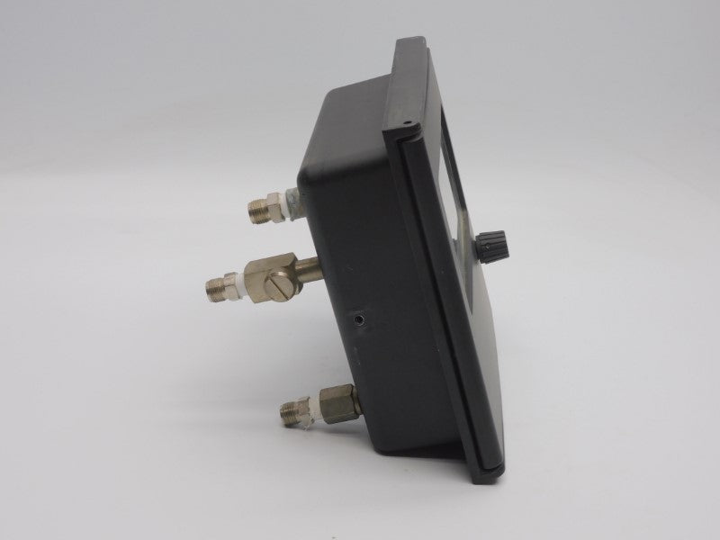 AMETEK 11KB1300-3030BL 0/30PSI UNMP