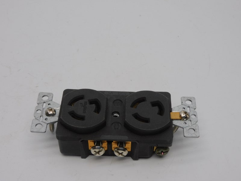 COOPER 4700 125V 15A NSMP