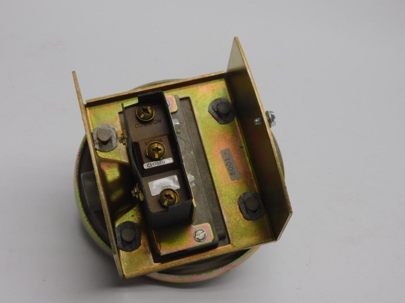 DWYER 1823-20 480VAC 15A 25PSI (AS IS) NSMP