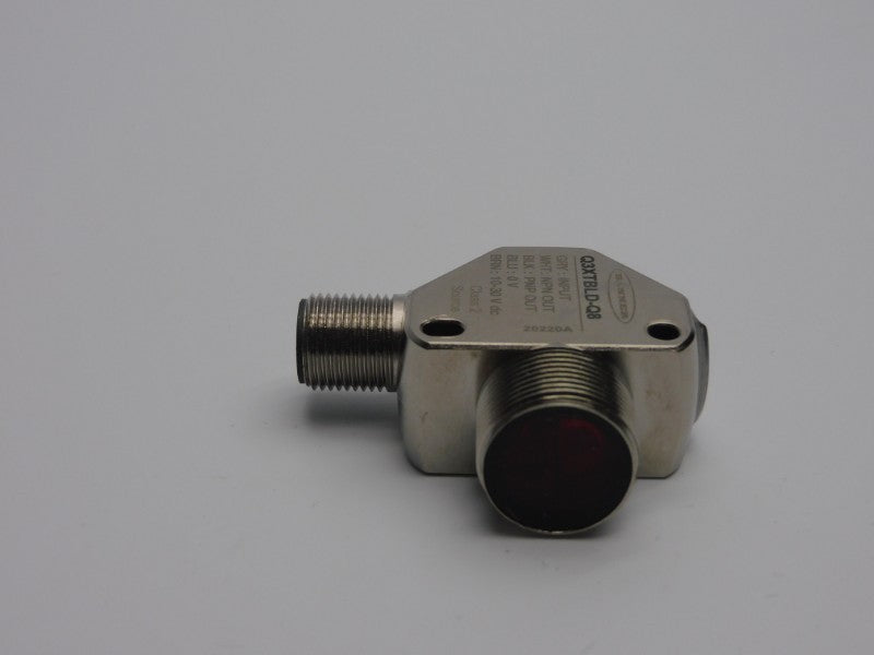 BANNER ENGINEERING Q3XTBLD-Q8 10-30VDC NSNP