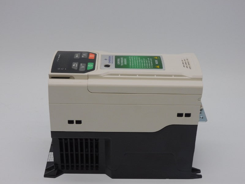 CONTROL TECHNIQUES M200-03200100A10100AB100 F/W 01.04.03.04 0-240V 21A NSMP