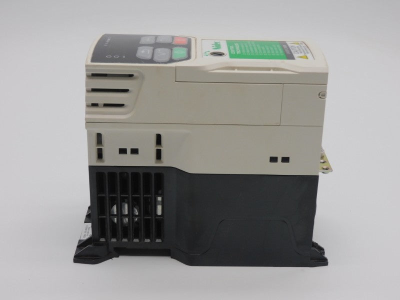 CONTROL TECHNIQUES M200-01200033A 0-240V 8.3A UNMP