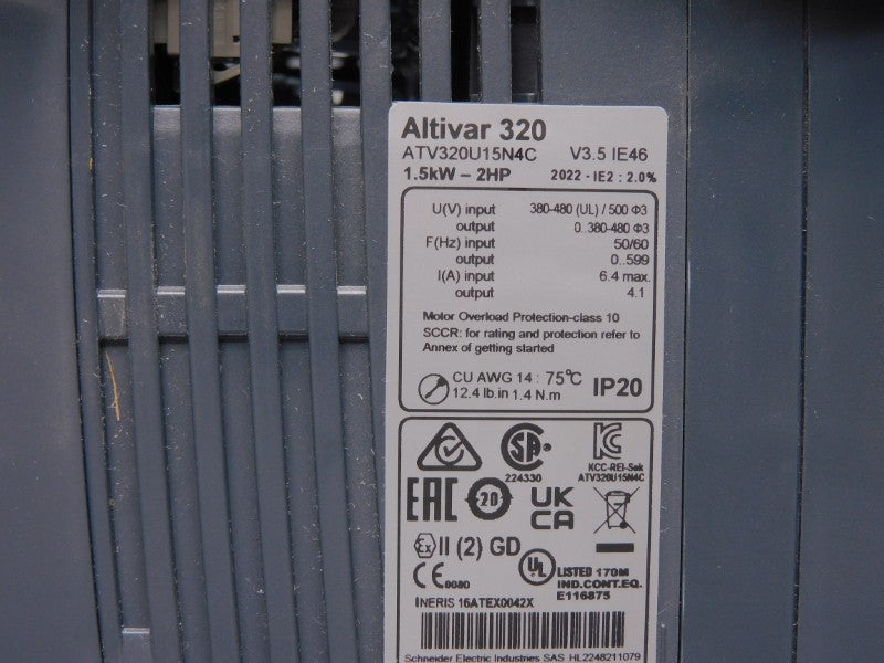 SCHNEIDER ELECTRIC ATV320U15N4C VER. 3.5 380/500V  6.4A NSMP