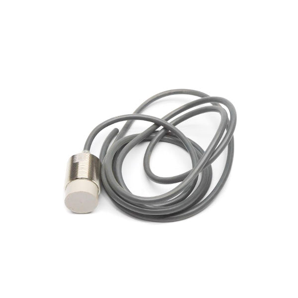 OMRON E2E-X18MF1 12-24VDC UNMP