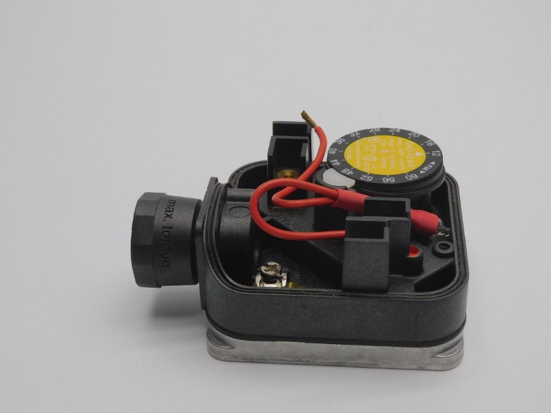 DUNGS GAO-A2-4-6 120VAC 7PSI (NO COVER) NSNP