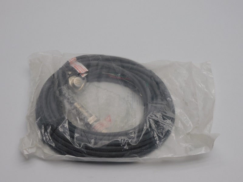 ALLEN BRADLEY 440N-Z21S17B-PUR SER. B F/W 1.004 24VDC NSMP