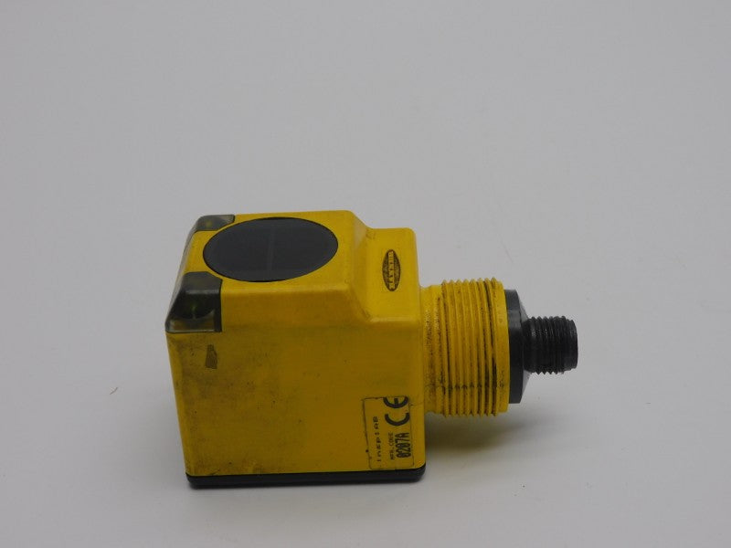BANNER ENGINEERING Q40RW3FF400Q1 20-250VAC UNMP