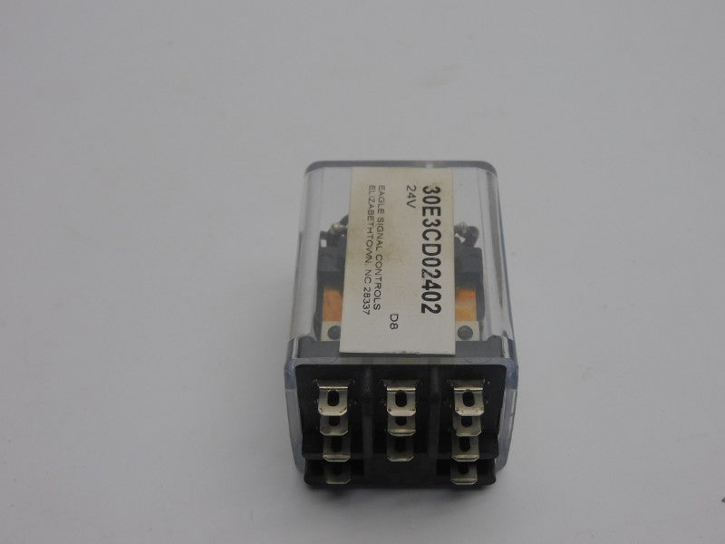 EAGLE SIGNAL 30E3CD02402 24V UNMP