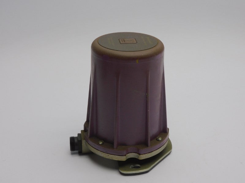 HONEYWELL C7061A1038 120V UNMP