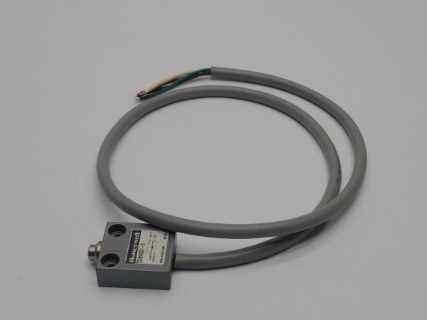 HONEYWELL 914CE1-3 250VAC 5A UNMP