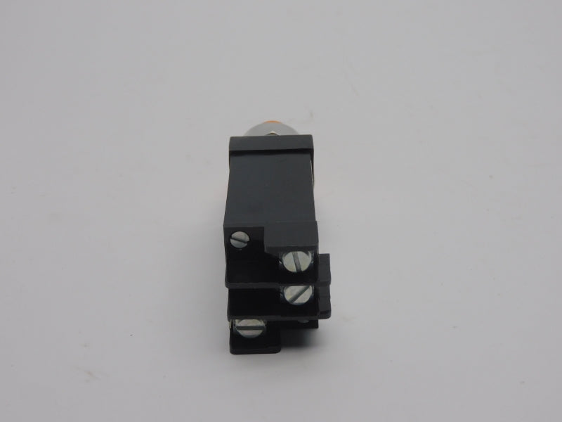 ALLEN BRADLEY 800T-QST24A SER. N 24V (WH) NSMP
