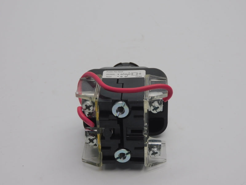 ALLEN BRADLEY 800T-QT24 SER. T 24V (AS IS) NSNP