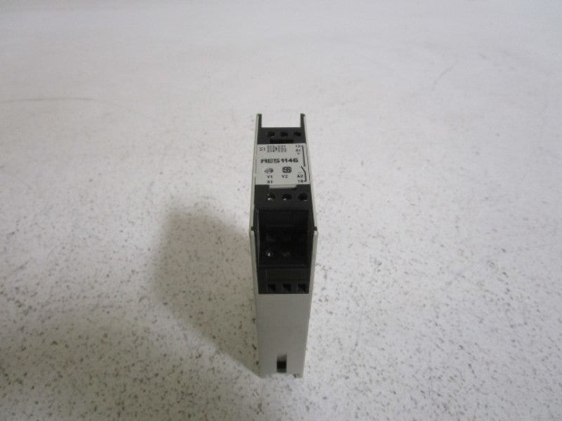 SCHMERSAL SAFETY RELAY AES 1146 UNMP