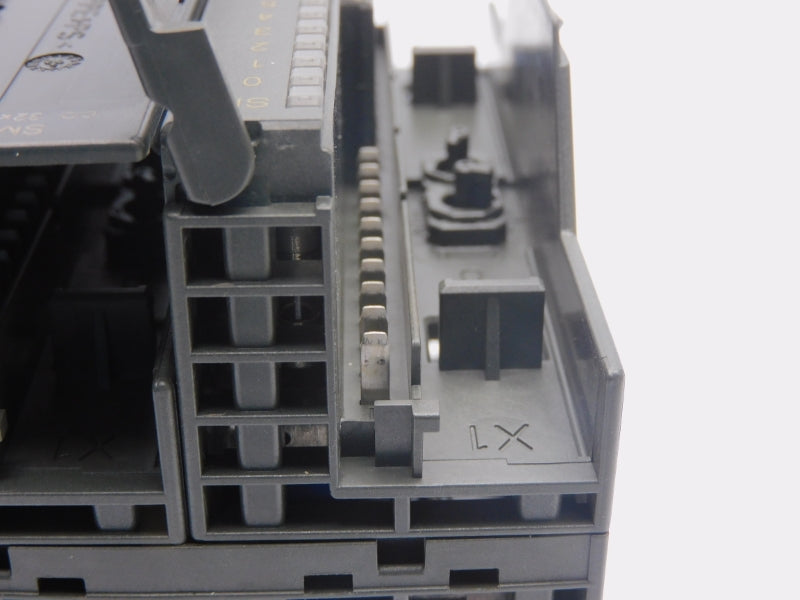 SIEMENS 6ES7322-1EL00-0AA0 120VAC 1A UNMP
