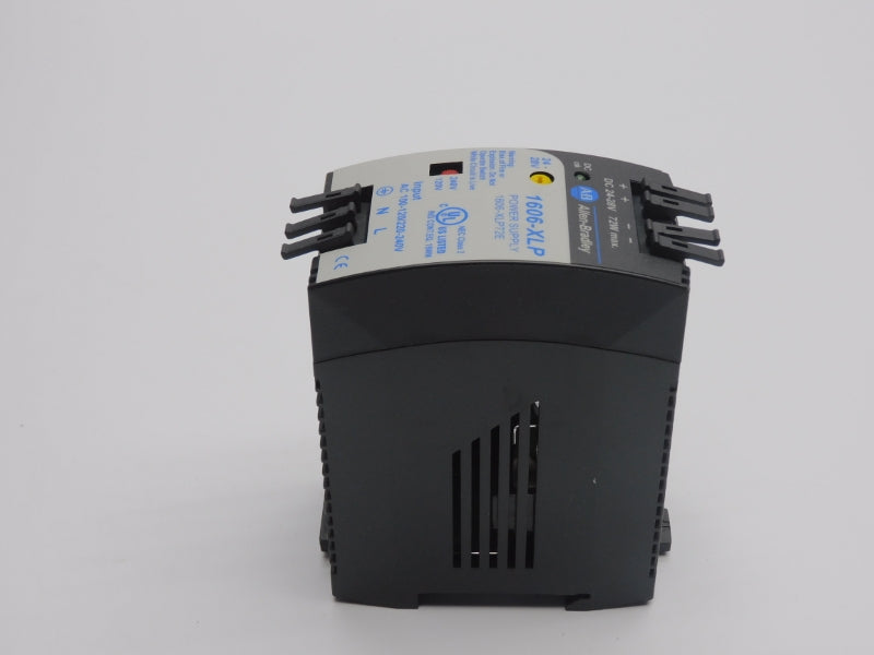 ALLEN BRADLEY 1606-XLP72E SER. A 100-120/220-240V 3.0-2.6A NSNP