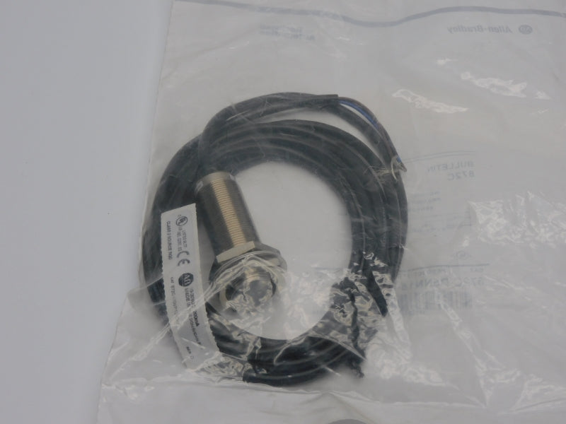 ALLEN BRADLEY 872C-D5NN18-E2 SER. D 10-30VDC NSMP