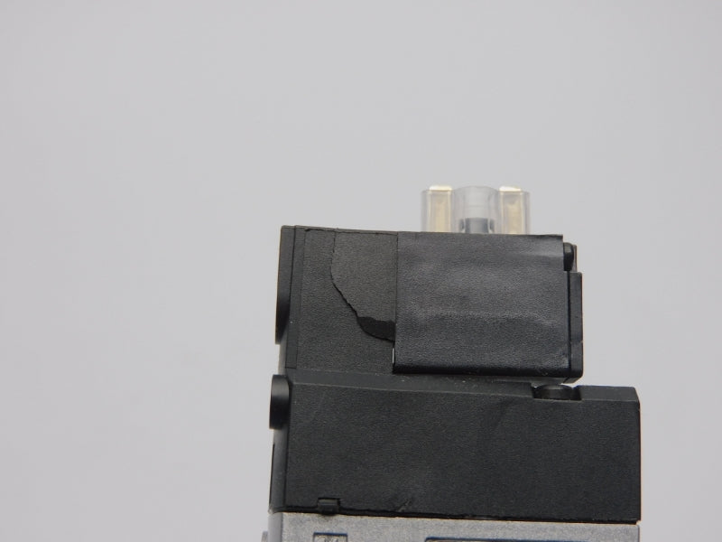 FESTO CPE14-M1BH-5/3E-1/8 196935 24VDC (AS PICTURED) NSNP