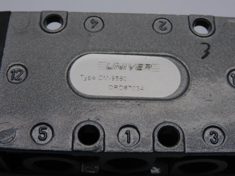 UNIVER CM-9580 NSNP
