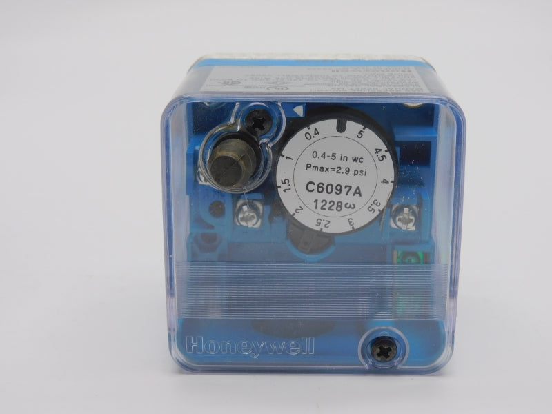 HONEYWELL C6097A1228 120-240VAC 5.0A 2.9PSI NSMP