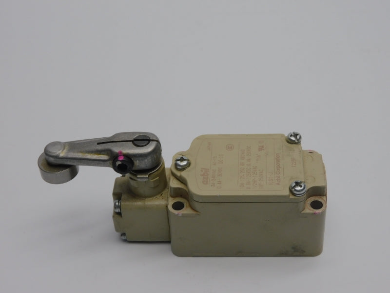 AZBIL 1LS1-J 480VAC 10A UNMP