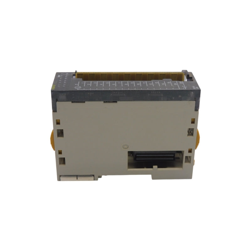 OMRON CJ1W-OD212 24VDC 5A (NO TERMINAL) UNMP