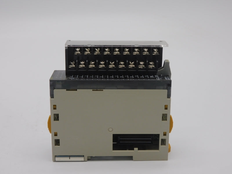 OMRON CJ1W-0C211 250VAC 8A NSMP