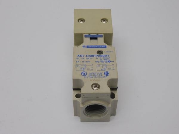 TELEMECANIQUE XS7C40FP260H7 24-240V NSMP