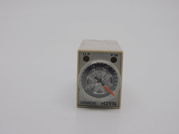 OMRON H3YN-2 100-120VAC 5A 1S-10MIN UNMP