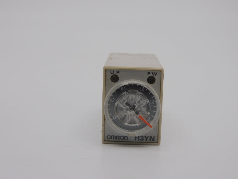 OMRON H3YN-2 100-120VAC 5A 1S-10MIN UNMP