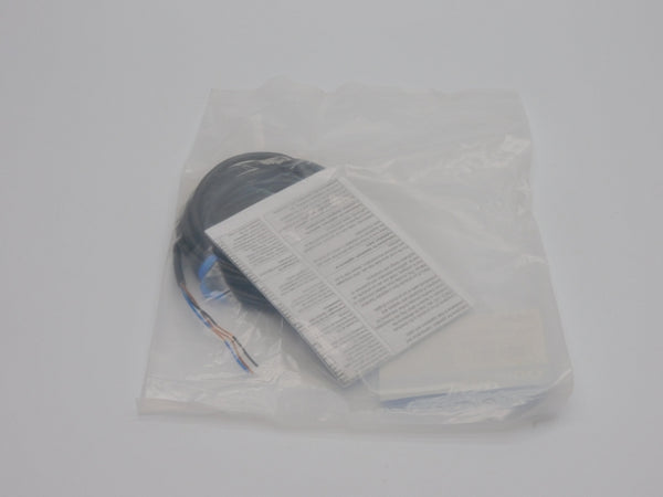 OMRON E3Z-G81 12-24VDC 2M NSMP