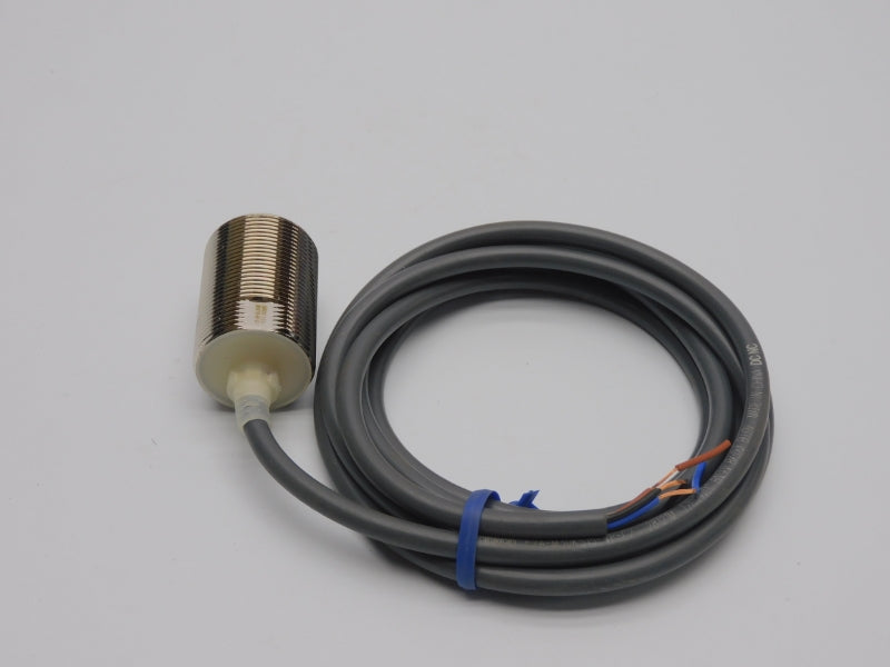 OMRON E2A-M30KS15-WP-C2 12-24VDC NSNP