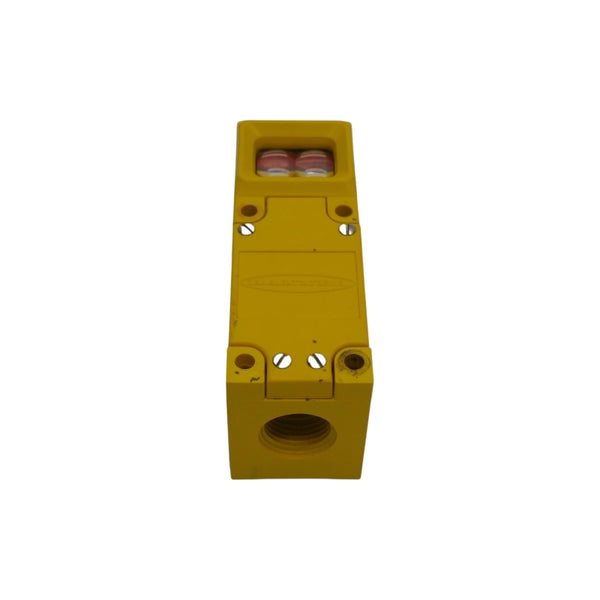 BANNER ENGINEERING LX1A3 120VAC UNMP