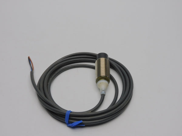 OMRON E2A-M18KN16-WP-C2 12-24VDC 5M NSNP
