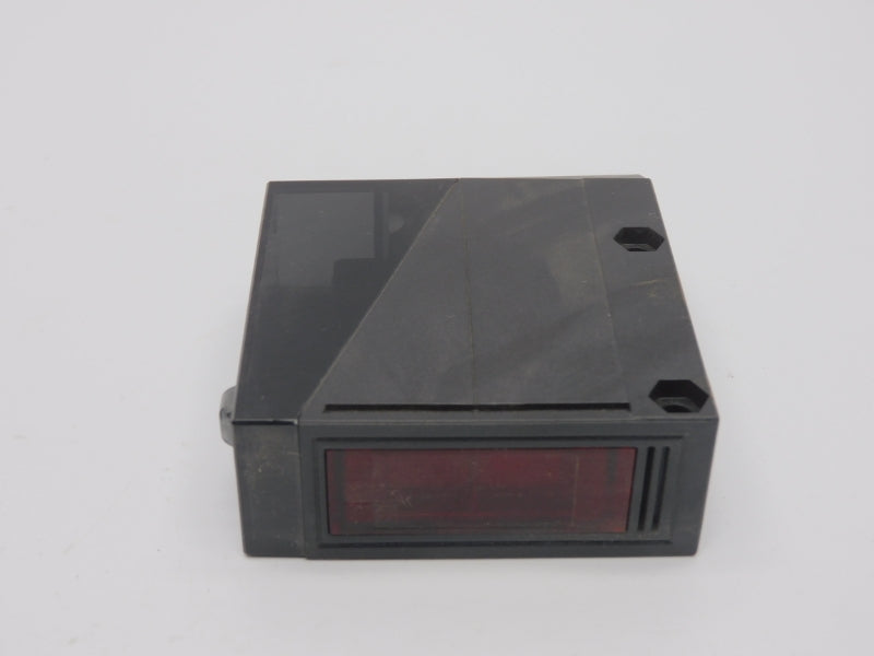 OMRON E3JM-R4M4-US 12-240VDC 3A NSMP
