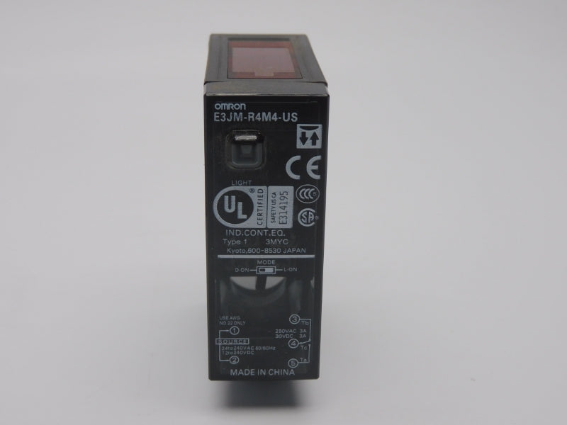 OMRON E3JM-R4M4-US 12-240VDC 3A NSMP