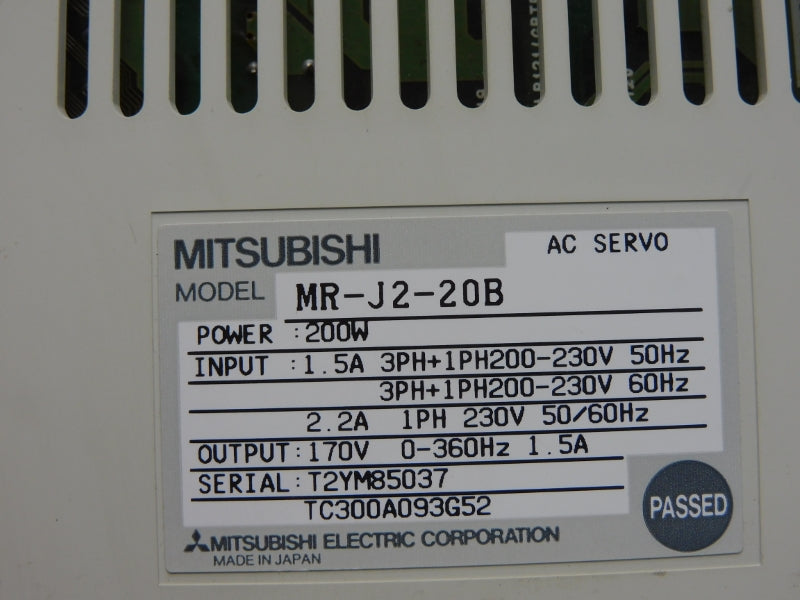MITSUBISHI MR-J2-20B 230V 2.2A UNMP