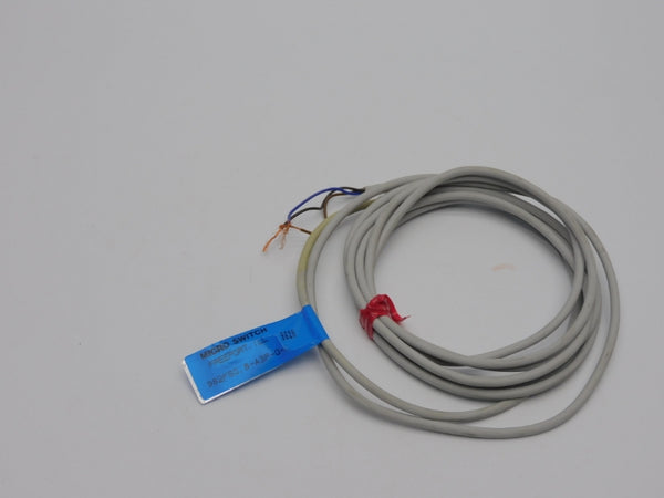 MICRO SWITCH 982FS0.8-A3P-G-L 10-30VDC NSMP