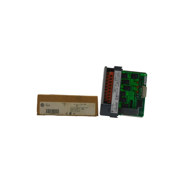 ALLEN BRADLEY 1746-OX8 SER. A 5-250VAC 30A NSMP